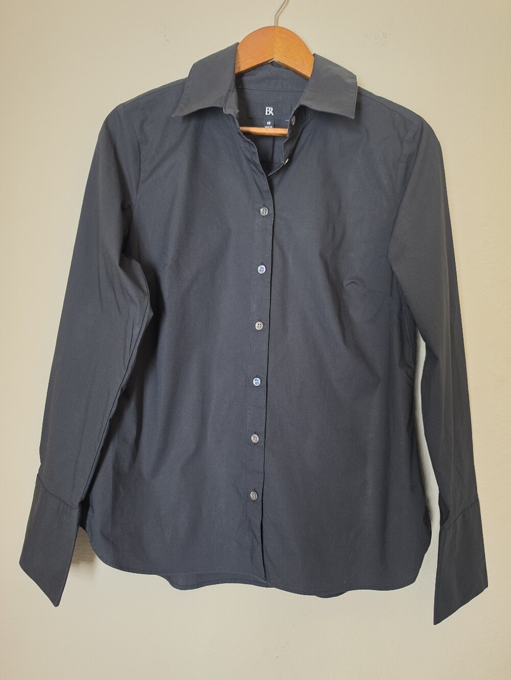 Banana Republic Button Down‎ Shirt Womens 10 Black Minimalist Office Career Top
